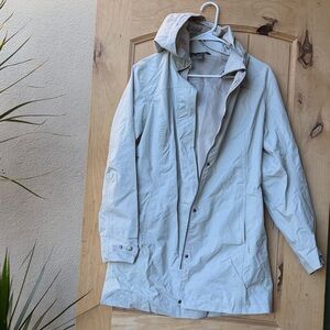Women’s Light Gray Hooded Jacket